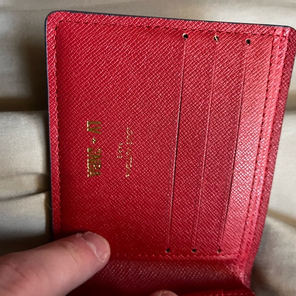 NBA x Louis Vuitton Limited Edition Wallet - Picture 2 of 3